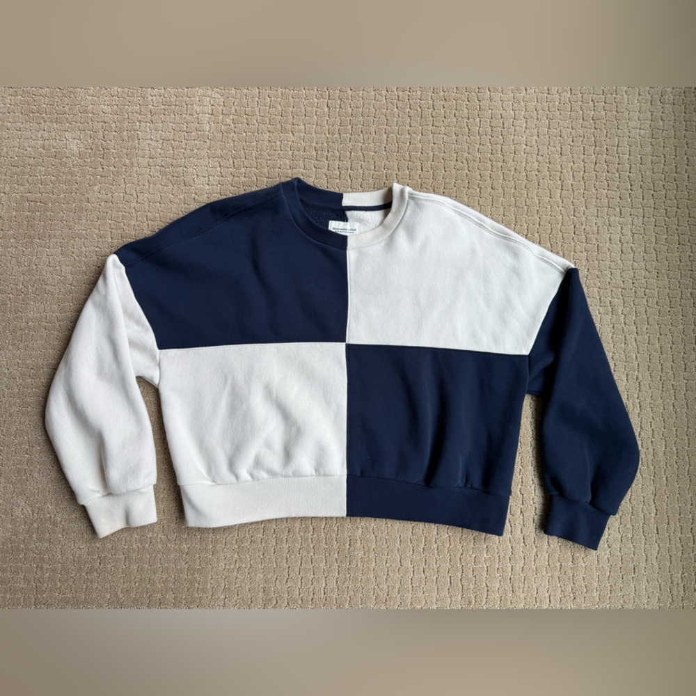 Abercrombie & Fitch Color Block Crewneck